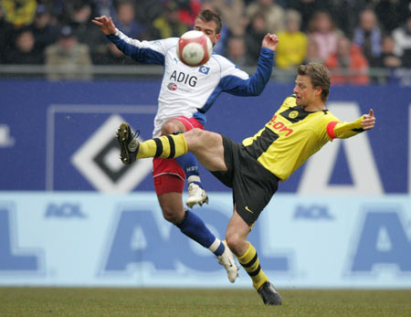 僅事關三分 僅事關三分